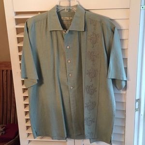 Batic Bay Large Short Sleeve Shirt